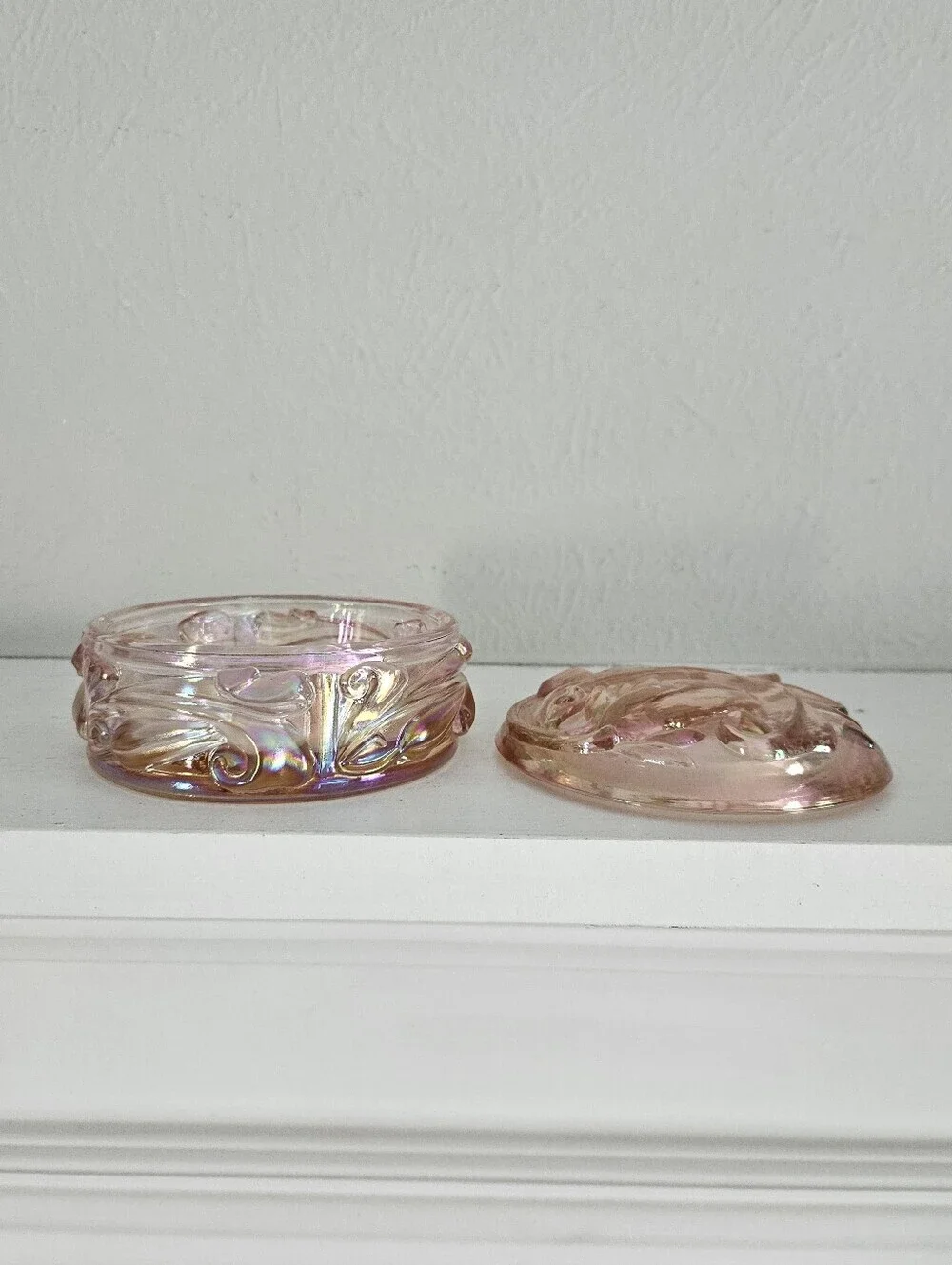 Vintage Fenton Opalescent Pink Chiffon Glass Powder/Trinket Jar With Dome Lid